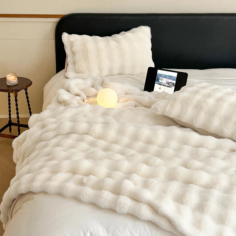 Faux Fur Throw Blanket for Couch, Cozy Warm Plush Striped Blanket for Sofa For all rooms
