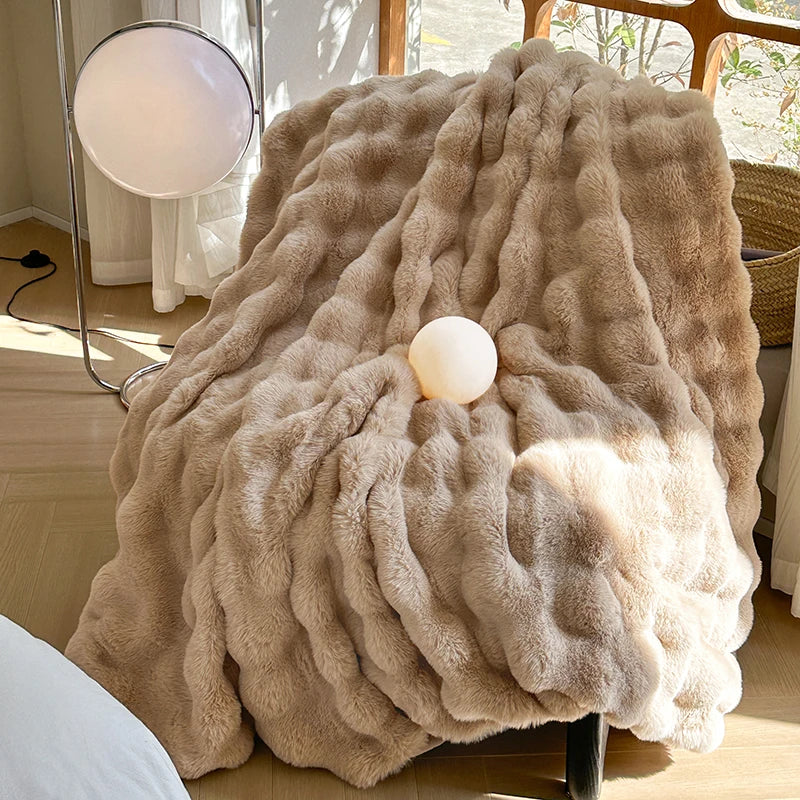 Faux Fur Throw Blanket for Couch, Cozy Warm Plush Striped Blanket for Sofa For all rooms