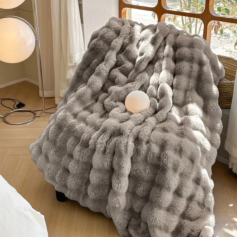 Faux Fur Throw Blanket for Couch, Cozy Warm Plush Striped Blanket for Sofa For all rooms