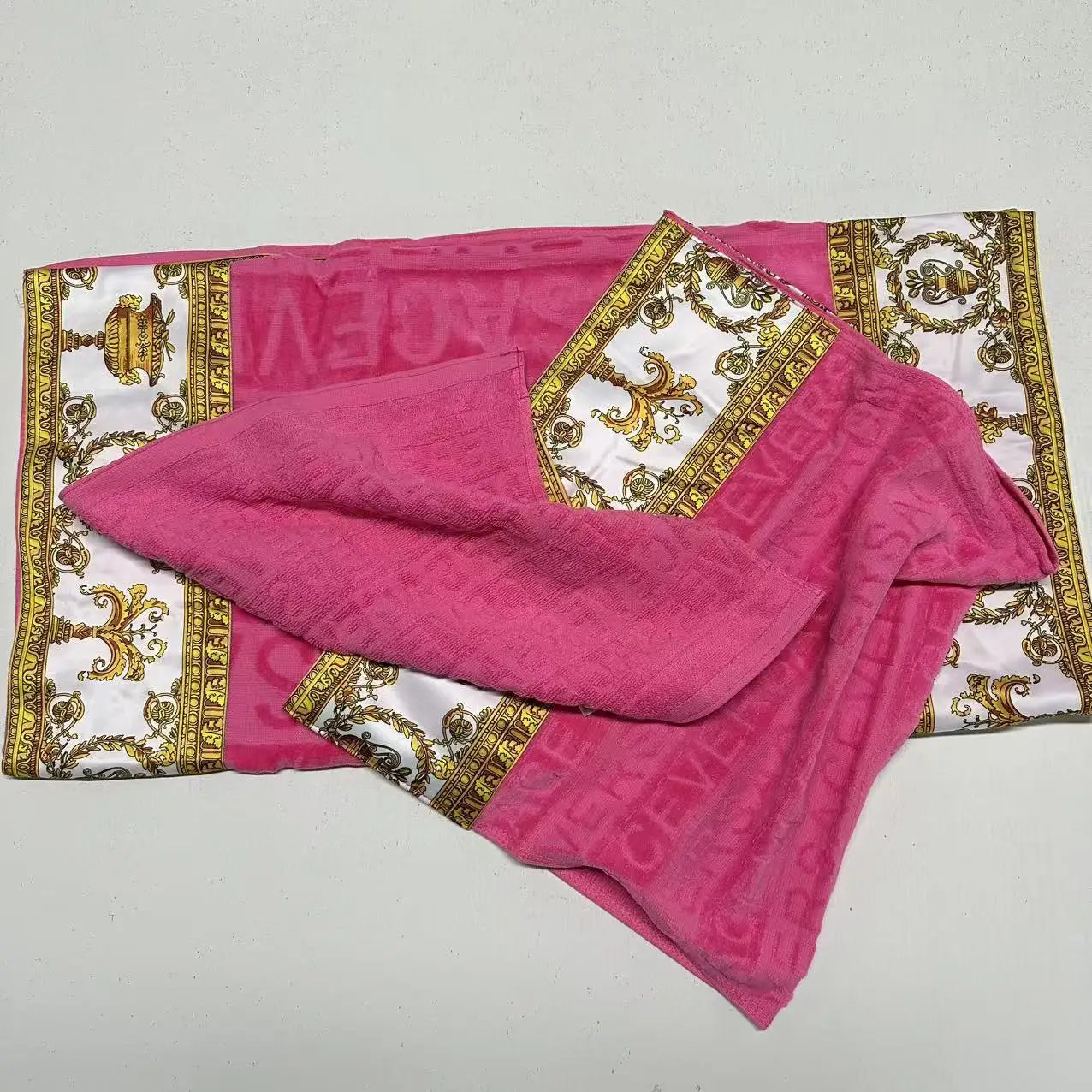 Bath towel set of three cotton Jacquard series soft cotton bath towel gorgeous and comfortable